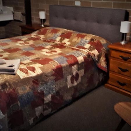 Bordertown Motel Экстерьер фото
